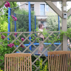 Kaja_a_Vasik_trampolina.MP4